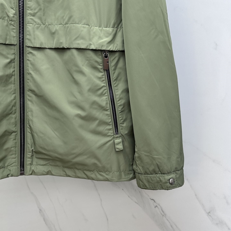 Bv*b*rry outwear